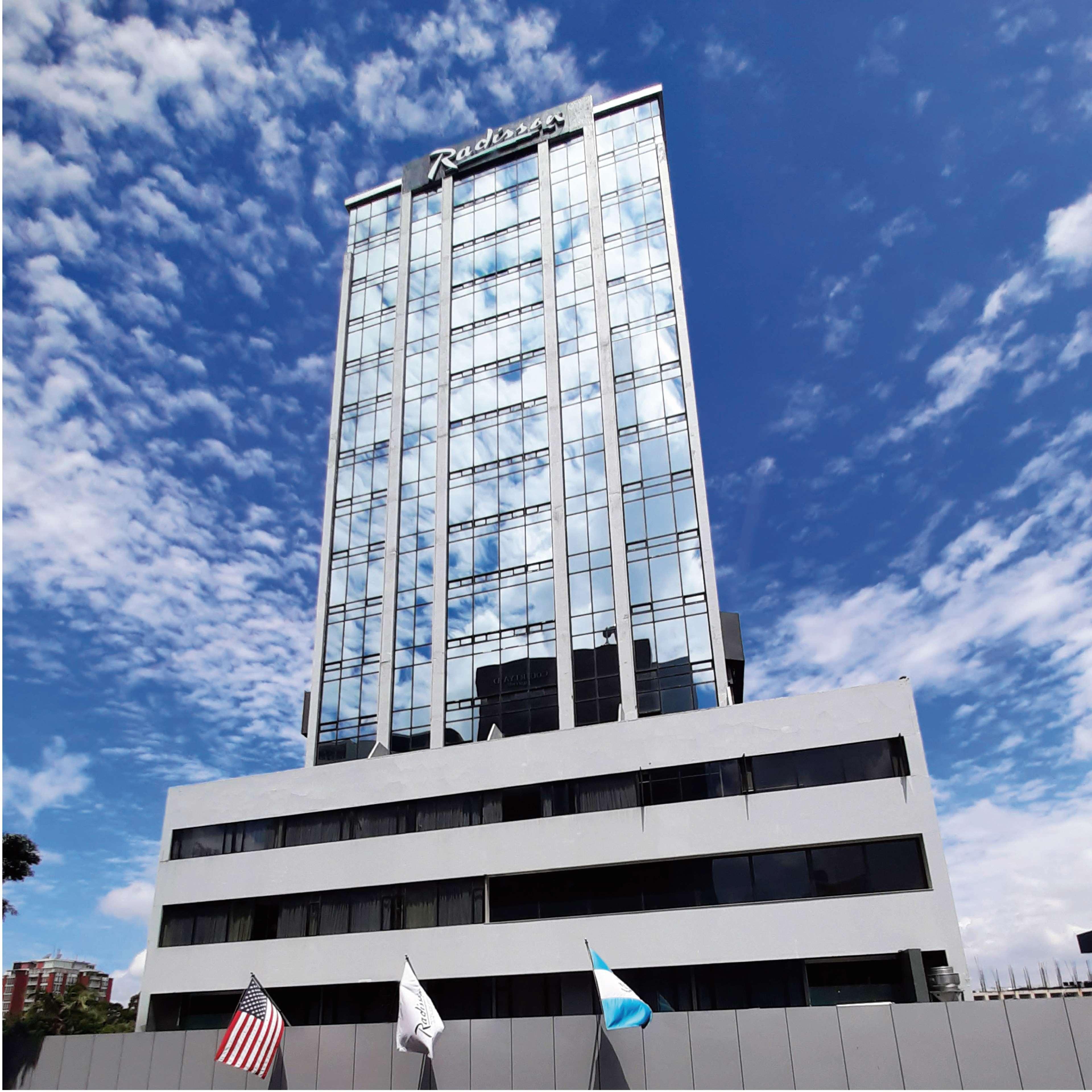 Wyndham Garden Guatemalaváros Kültér fotó The building of the National University of Quilmes, in Bernal, Buenos Aires Province.