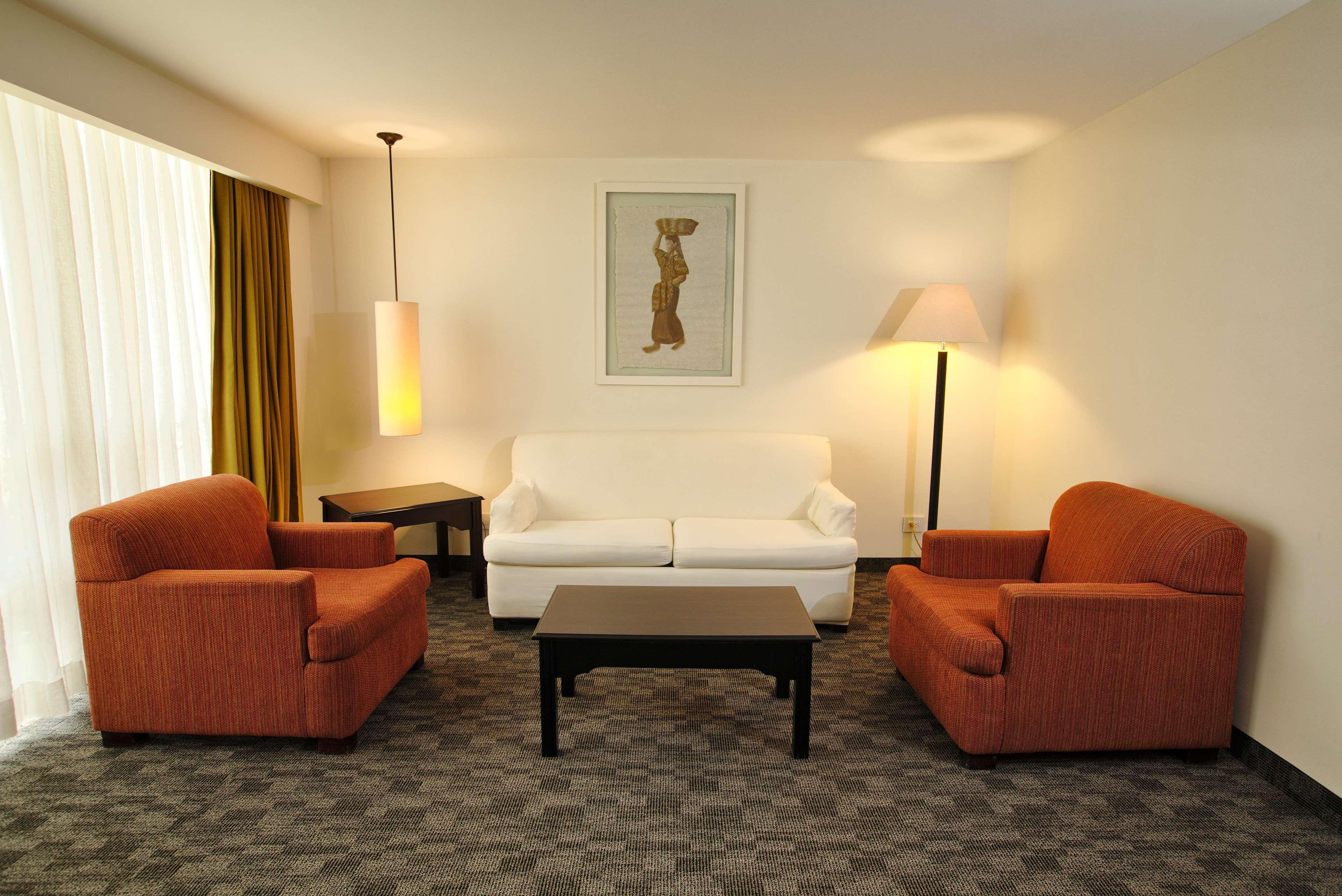 Wyndham Garden Guatemalaváros Szoba fotó A living room